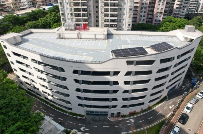 东苑停车楼实景图 东苑停车楼实景图