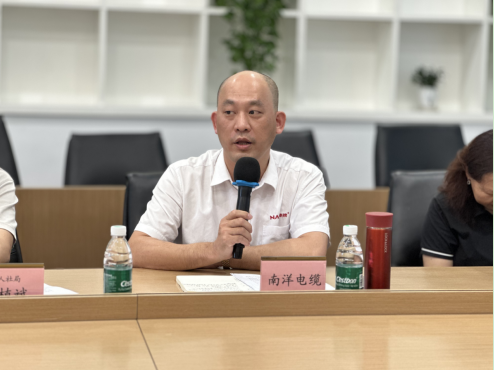 李楷东在2025年黄埔区技能人才培养工作交流会上建言献策