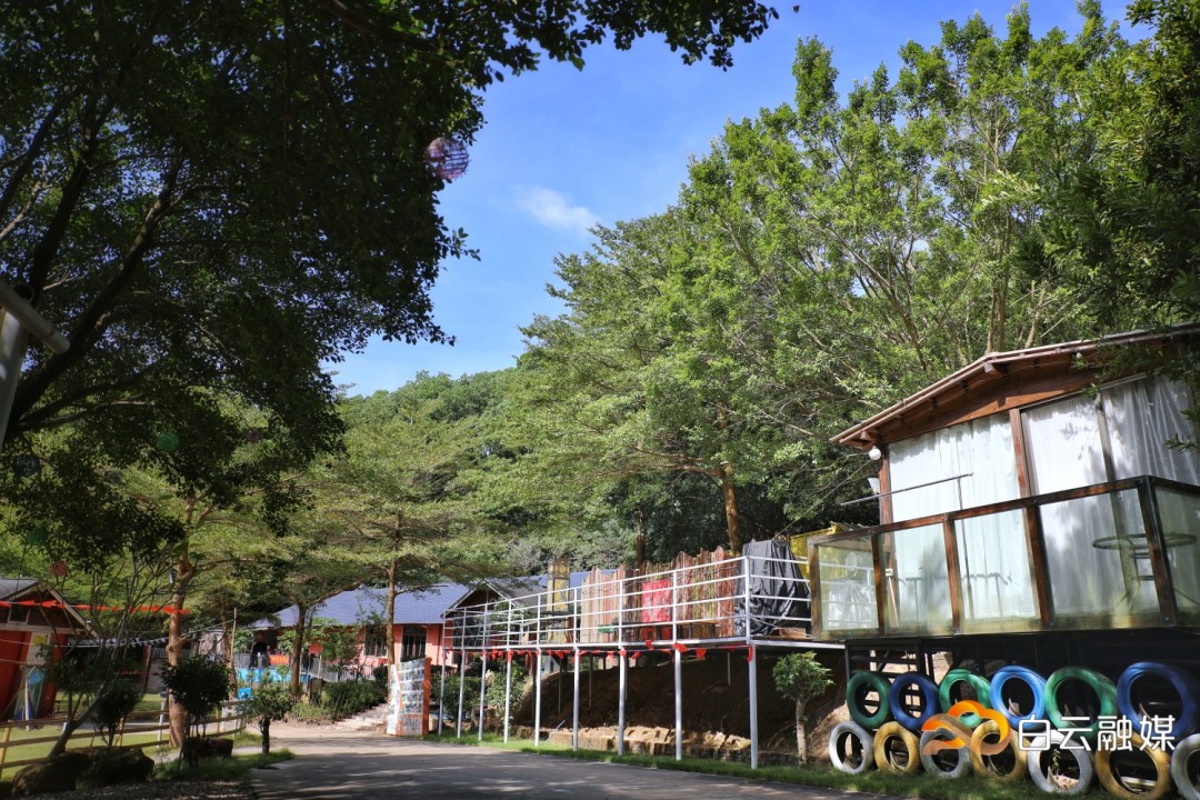 044A0078-01.jpeg 044A0078-01.jpeg