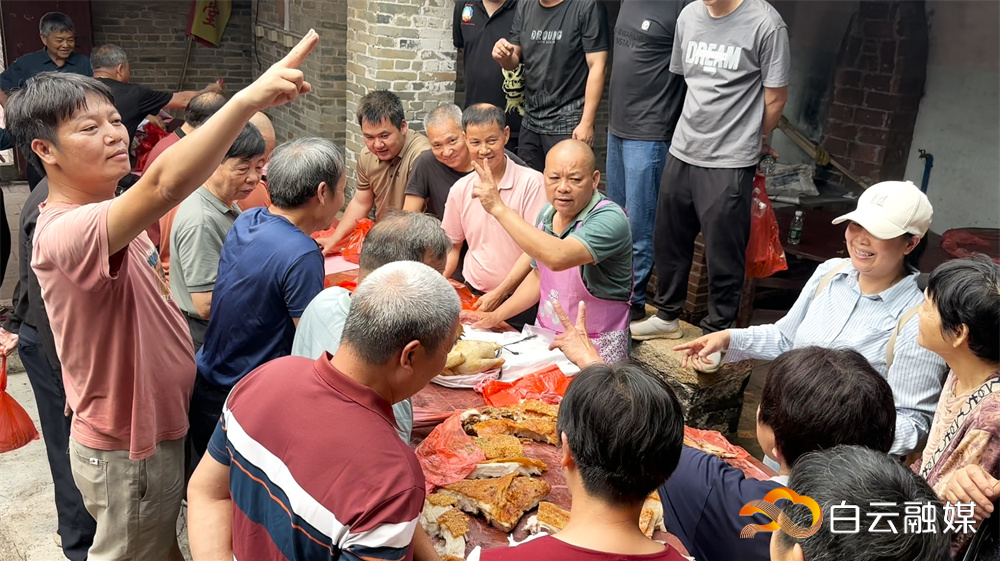 cb4a5ff1607e3a37370f6ee2dc6f921c_raw.mp4_snapshot_00.01.402