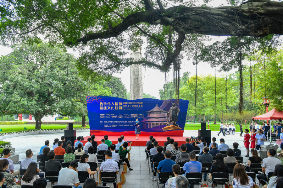 創元会委員,中山節子「南仏風景（ブオー畑）」４号油彩,77年,サントロペ,額なし 约300件文创作品亮相，首届全国孙中山纪念地文创设计成果展开幕