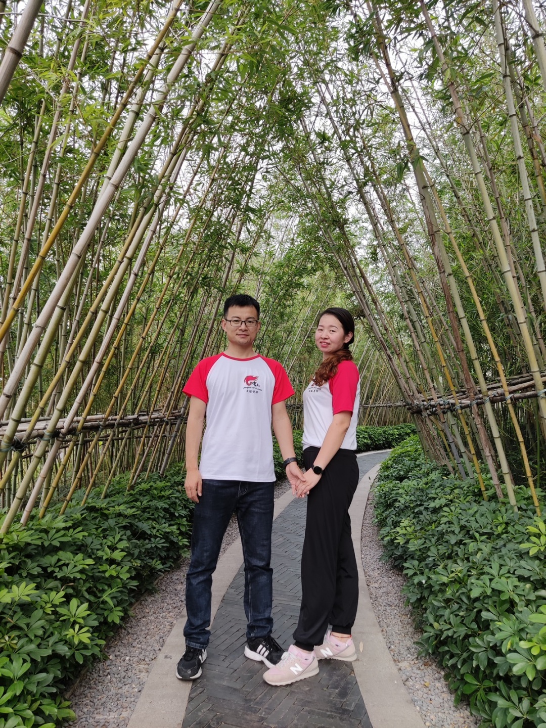 中山市的王凯悦和夜校的同学成为了相伴一生的爱人