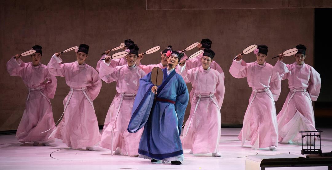 康樂及文化事務署明年一月呈獻由中國東方演藝集團創演的得獎舞蹈詩劇《只此青綠》—舞繪《千里江山圖》。圖示舞蹈詩劇《只此青綠》劇照。2