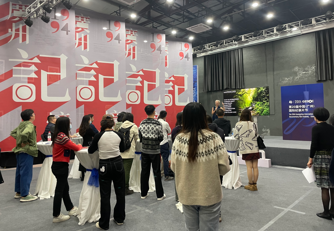 e831131ecc3b5416b042ed4e7926380