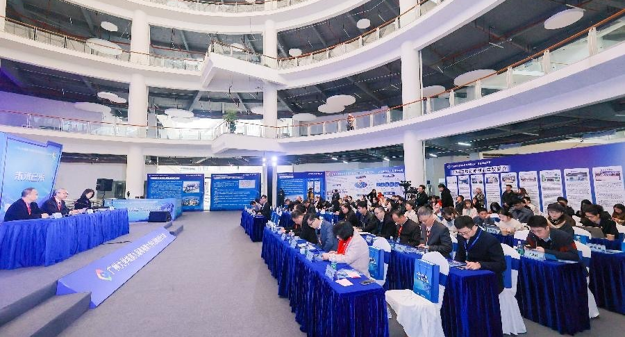 4e41e64af8454adea3f79ef3745c6688.jpg 4e41e64af8454adea3f79ef3745c6688.jpg