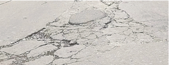 鸣姨拍摄的无障碍黑点