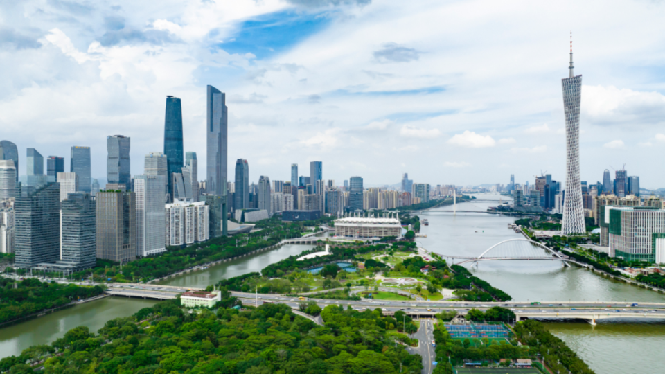 2f5cdff7c8c94da986663dadce2672a9