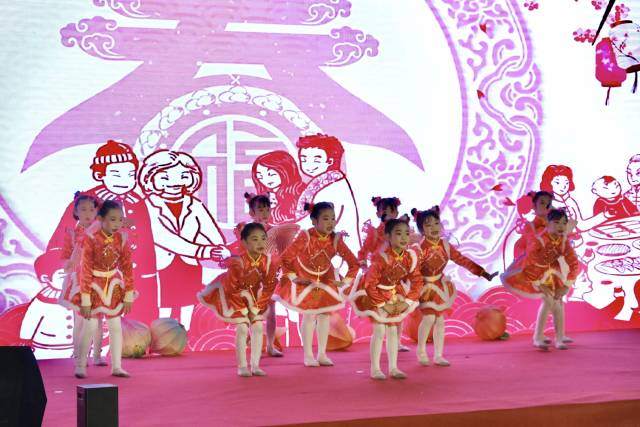 南方+ 刘梓薇 拍摄