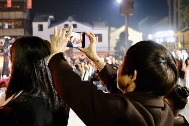 南方+ 刘梓薇 拍摄