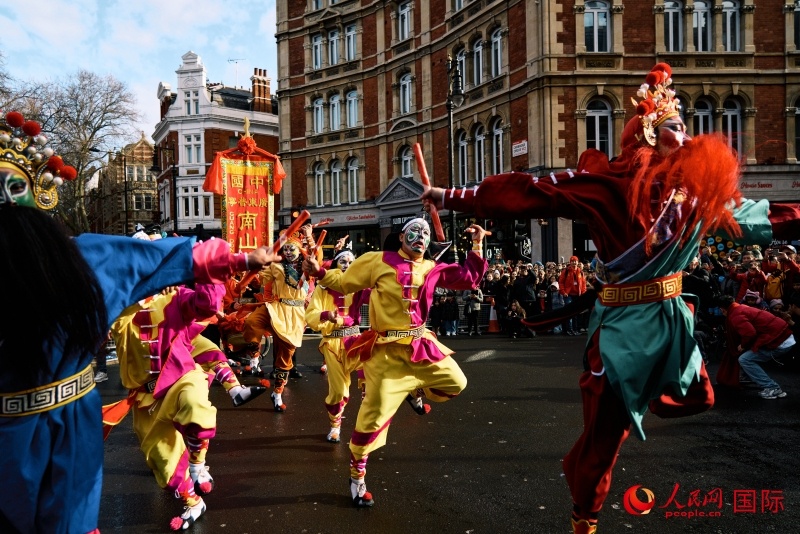 伦敦新春庆典现场。人民网 郭锦标、杨浩鹏摄