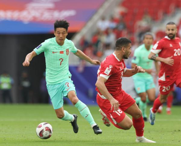 中国足球越困难，越要坚持——专访2023中国金球奖得主武磊