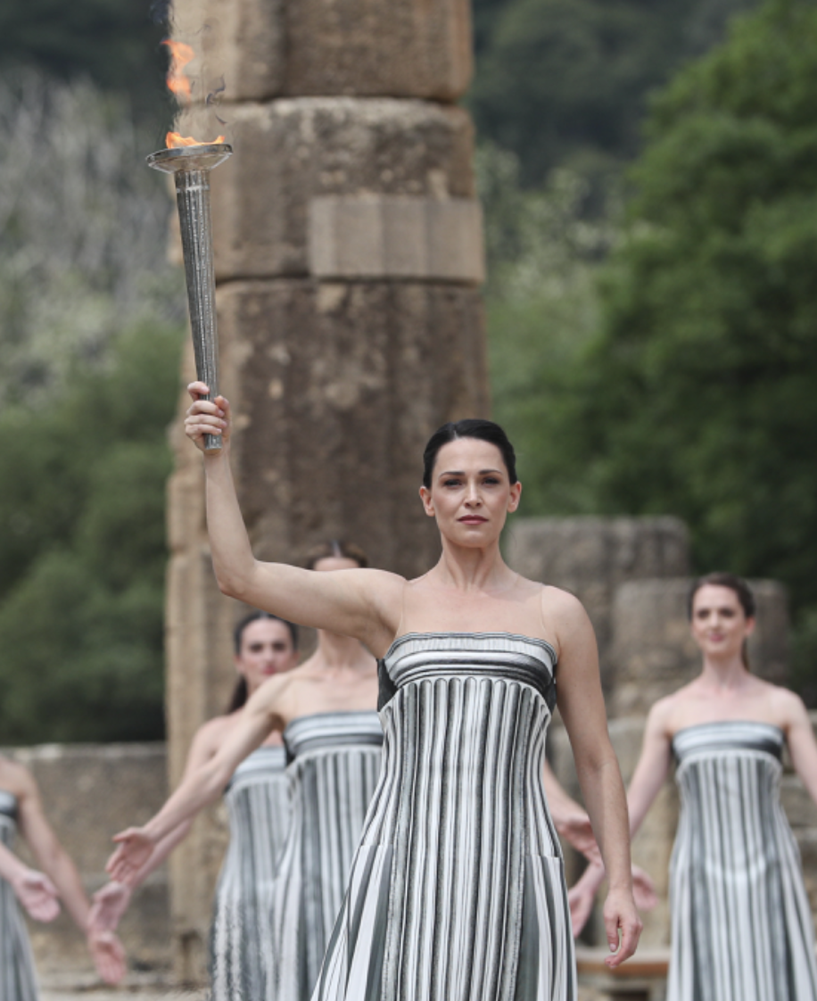 截屏2024-04-16 22.16.46