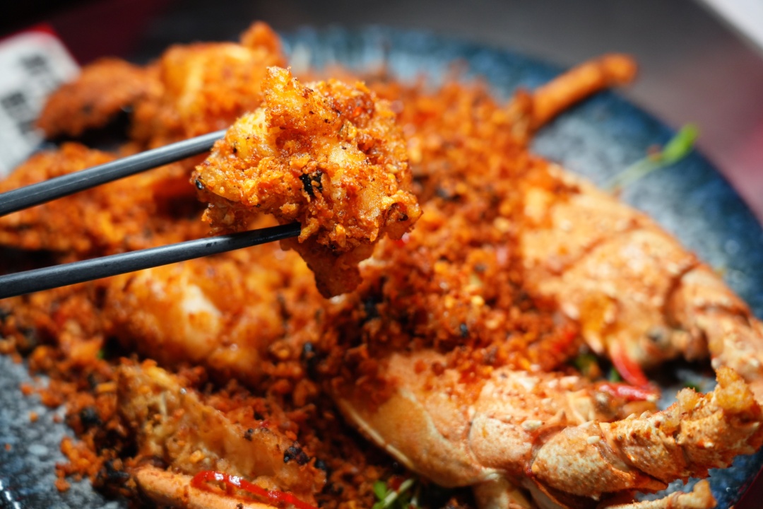 避风塘澳洲龙虾 (1)