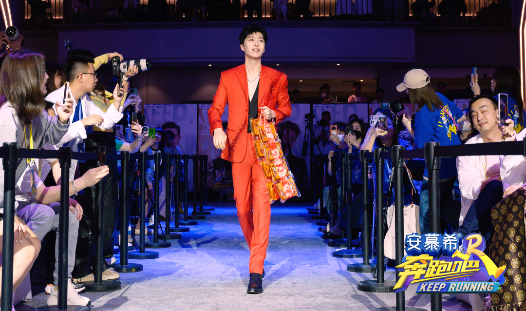 60770cdec41648d7a29bb927fcc67d55.jpg 60770cdec41648d7a29bb927fcc67d55.jpg