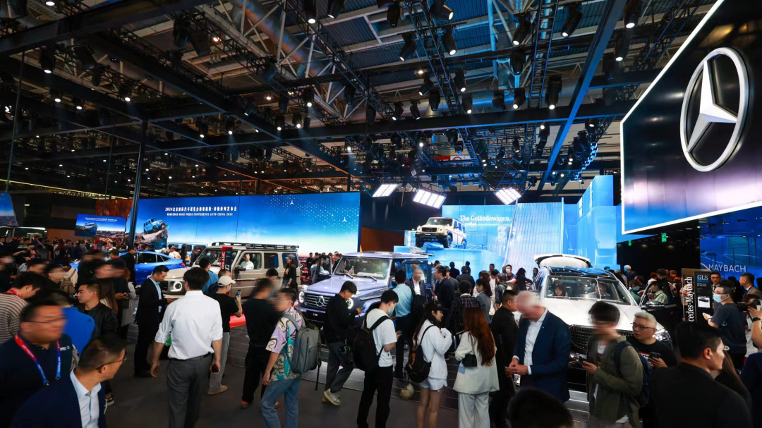 2024北京车展梅赛德斯-奔驰展台3
