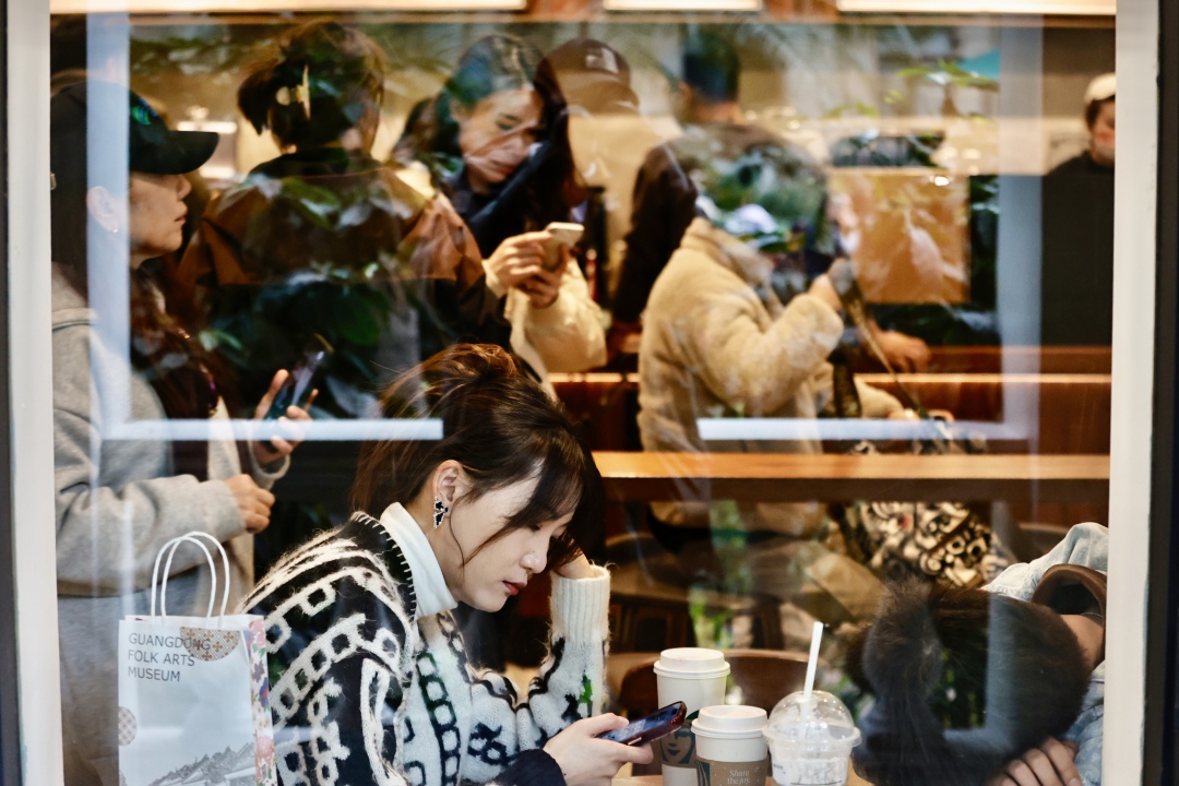 高鹤涛-感受欧陆风情建筑  品味百年沙面历史-FZ100211637108.jpg