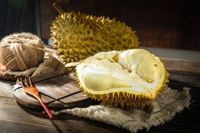 愿大家都能吃上鲜美的榴莲。