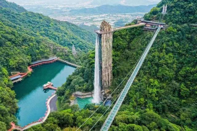 云门飞瀑。 云门飞瀑。