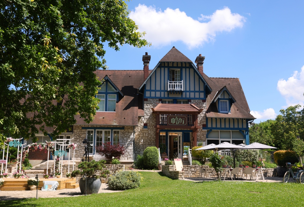 7d639c6fc731452bad14ef450306eef7.jpg 7d639c6fc731452bad14ef450306eef7.jpg