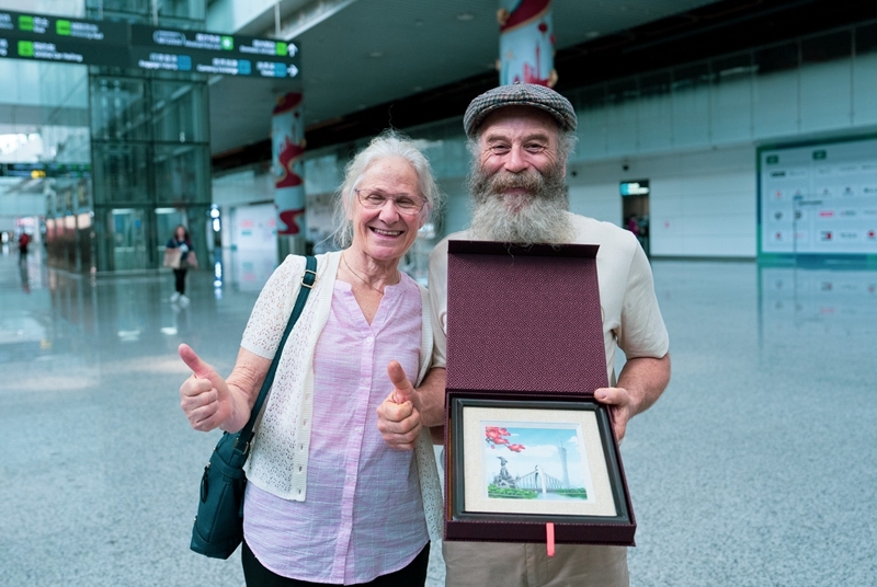 澳大利亚夫妇Susan和Phillip 信息时报记者 何开翱 摄