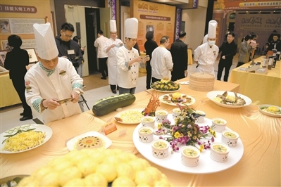 小榄菊花宴。缪晓剑 摄