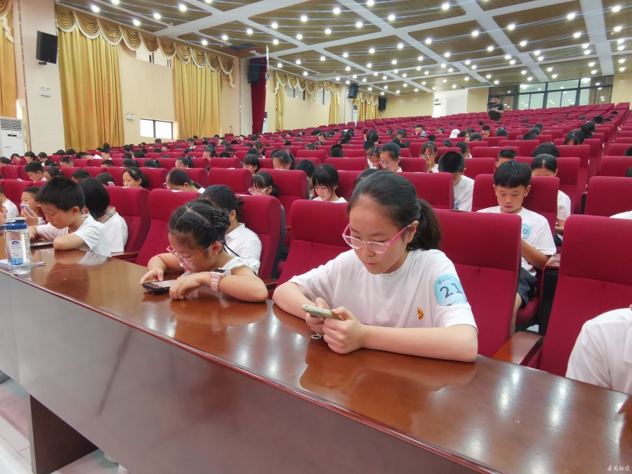 9人拿到大赛“入场券”,禺乐+杯“我爱诗词”第八届番禺区中小学生诗词大会,总决赛见!