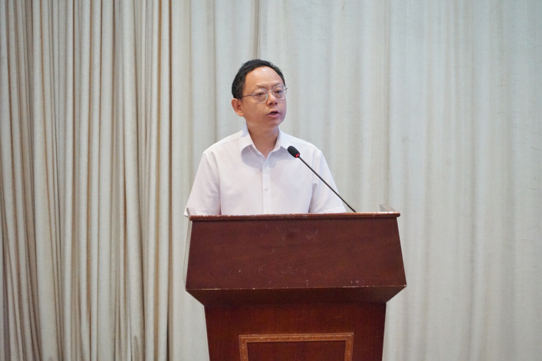 新任首都师范大学顺德适子未来学校、陈惠南纪念中学校长皮志强