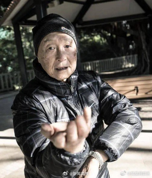 8a1ec09ba3f44feba6d996645be92788