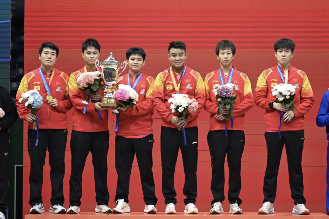 截屏2024-10-13 23.49.29