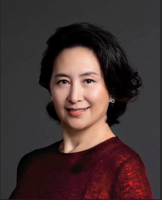 第十四届全国政协常委、全国工商联副主席、全联旅游业商会执行会长、信德集团董事长何超琼