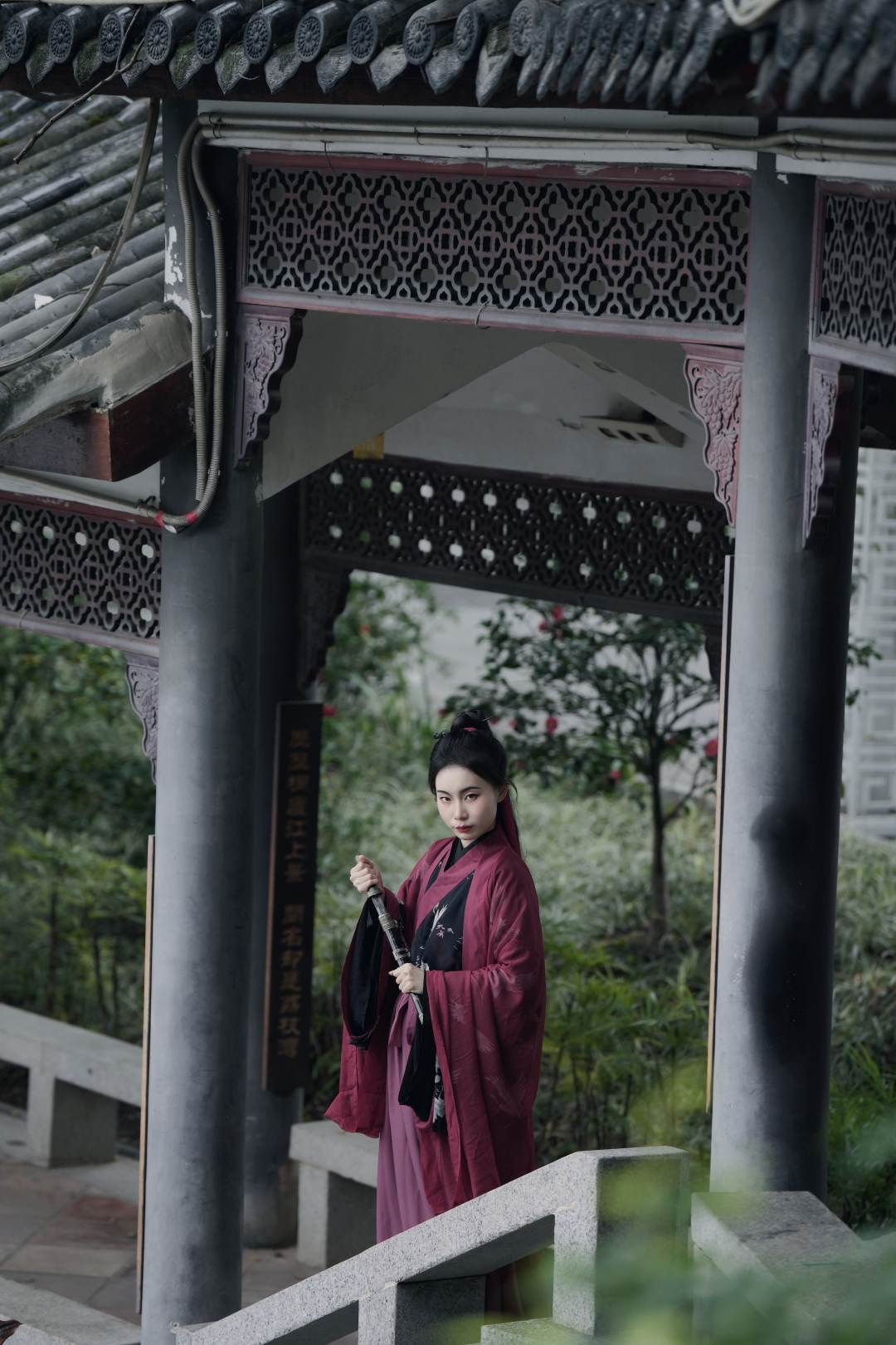 魏晋风汉服 摄于荔湾湖公园 摄影:团团 模特:沛纭