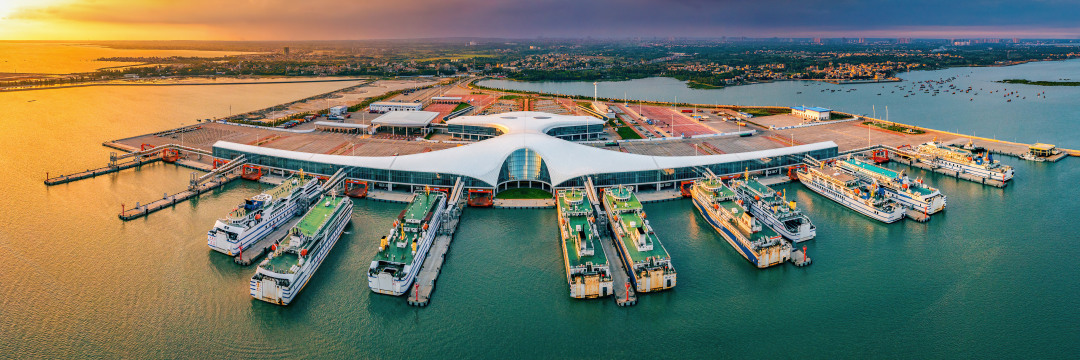 21--入展作品--林良钊--全球最大滚装码头——徐闻港--海洋经济