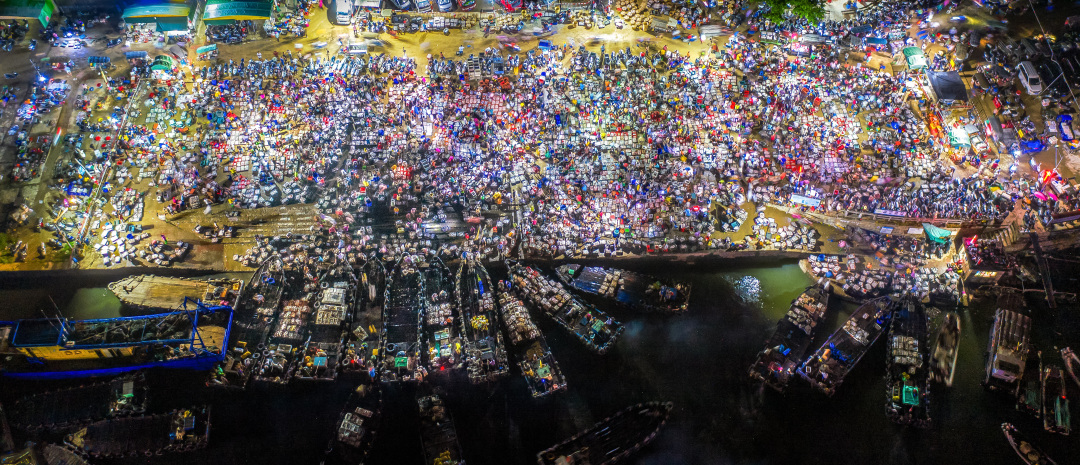 11-入展作品-黄庆伟-神泉渔港-海洋经济