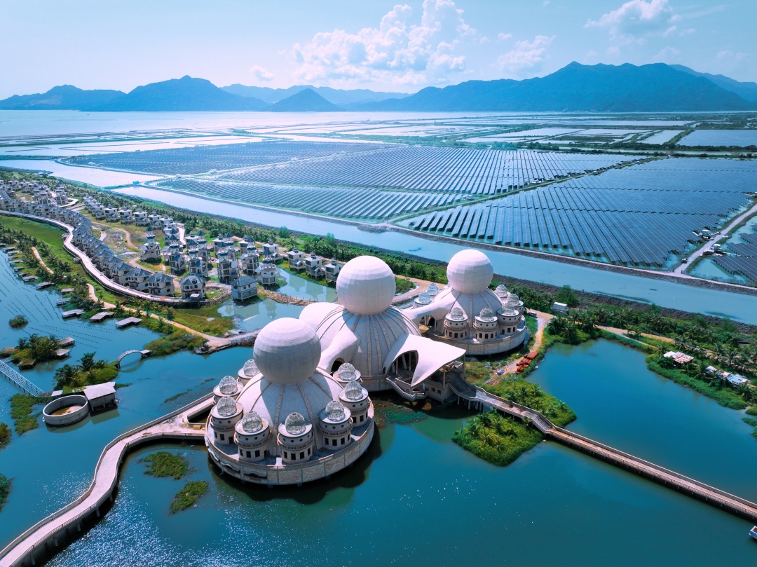 28-入展作品-谭远怀-海温泉•渔光伏生态和谐共发展-海洋经济