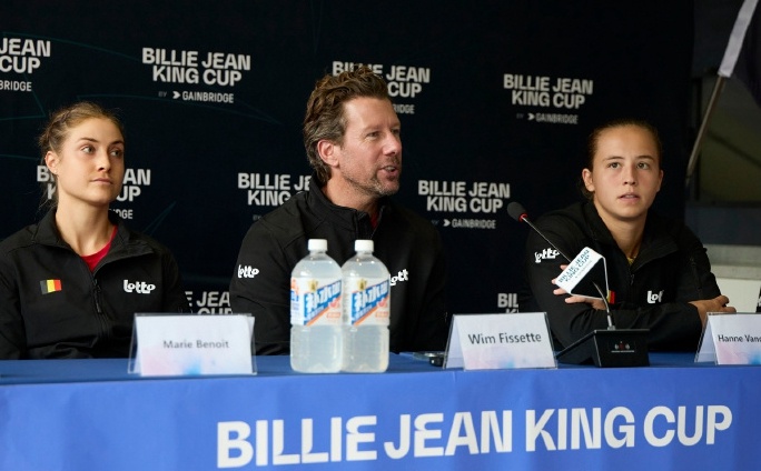 477e64e6gy1hvn2qu8roxj22e41lf4qq