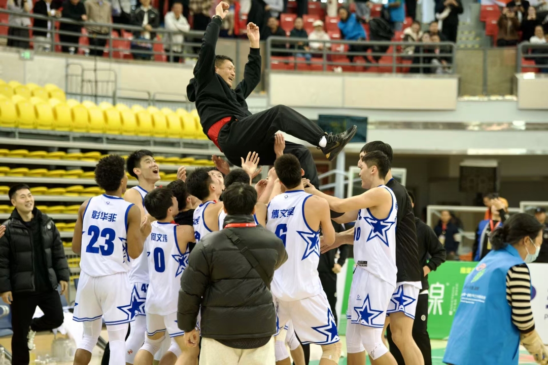 2024.11.27男篮金牌赛,广东(白)-山东(红) 7
