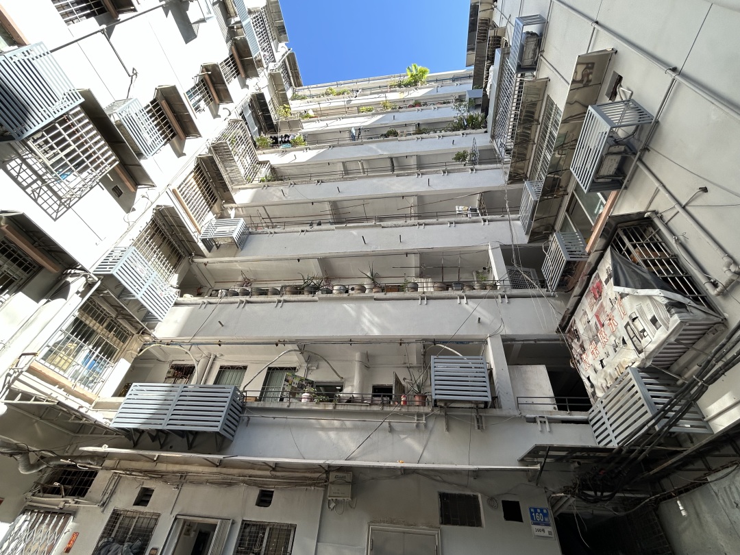 大院楼有八层高