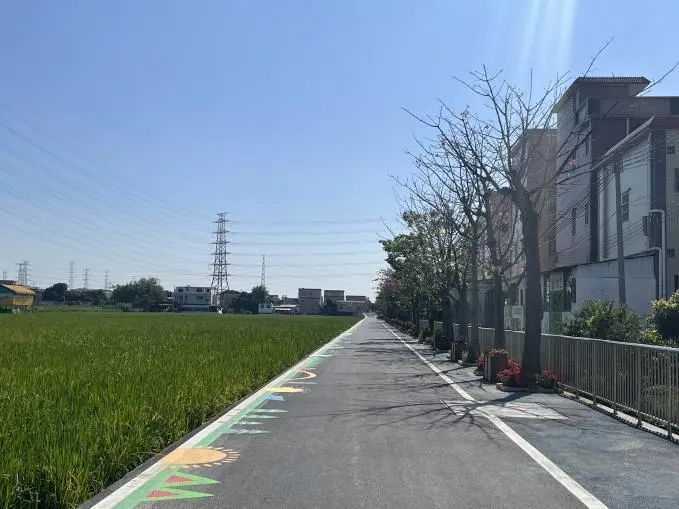 7c1ac8b923f5e6952156f2fe4023addf.jpg 7c1ac8b923f5e6952156f2fe4023addf.jpg