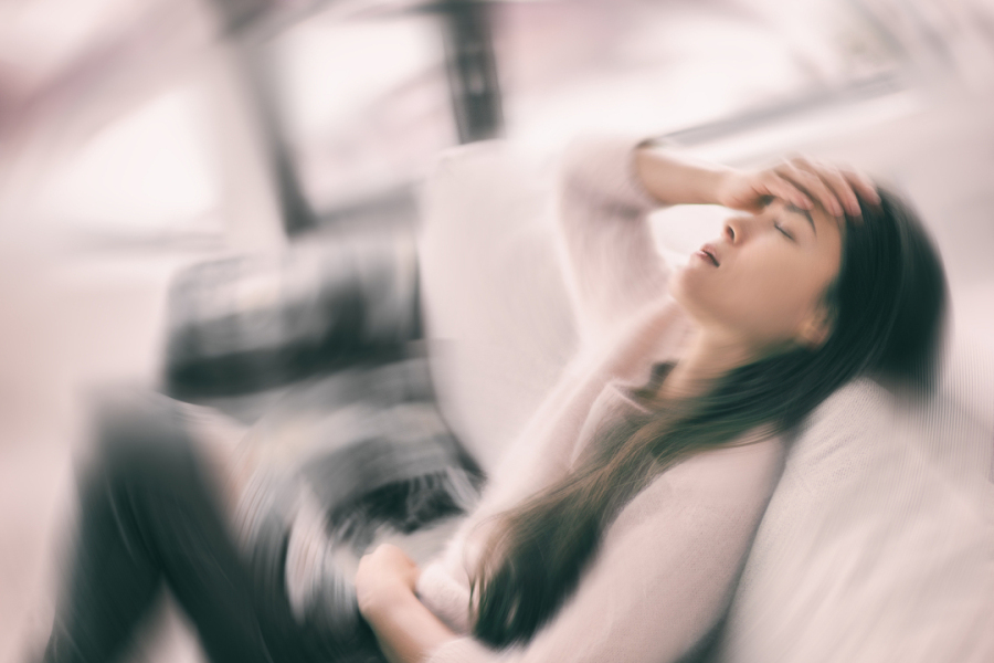 知名歌手自曝“患不治之症”,已多次复发!这种病易误诊