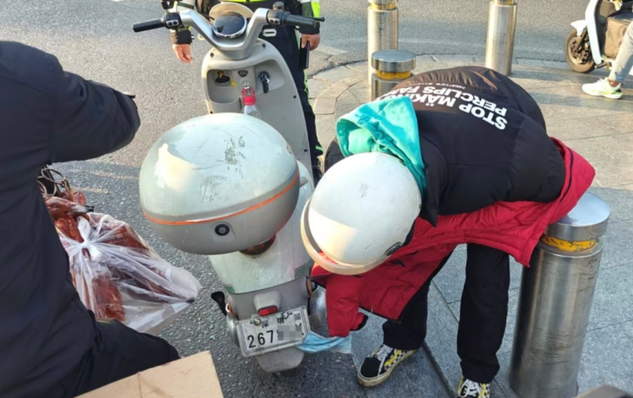 50a98e096581437d888968265f708fc7.jpg 50a98e096581437d888968265f708fc7.jpg