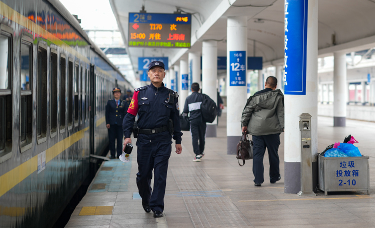 6b8a052128aa4162b87c08310e2db9a7.jpg 6b8a052128aa4162b87c08310e2db9a7.jpg