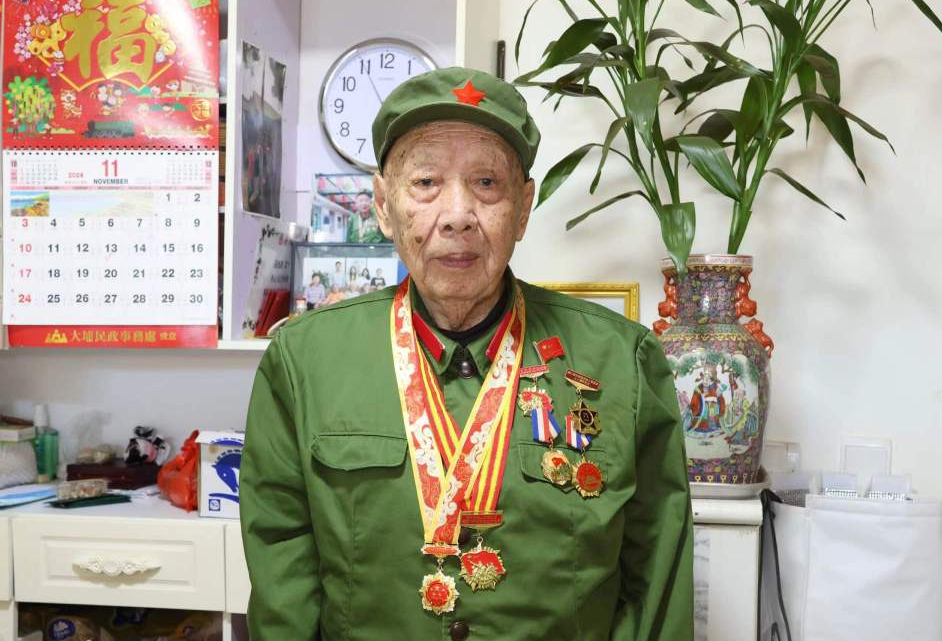 e9feaf308516462cb6a4df136ee6fb4b.jpg e9feaf308516462cb6a4df136ee6fb4b.jpg