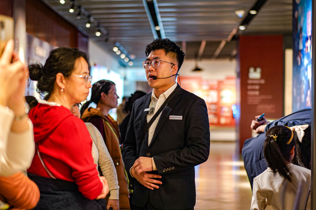 吴子良-WZL00425-FZ100413323951.jpg 吴子良-WZL00425-FZ100413323951.jpg