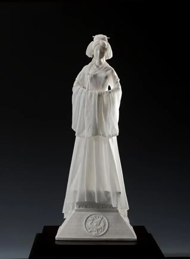 德化窑 神话 当代作者:连德理 中国国家博物馆藏