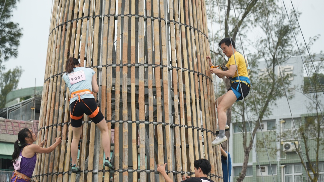 「搶包山」訓練順利在長洲舉行 (1)