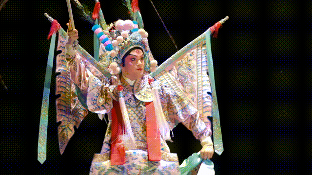 04 00_00_00-00_00_30