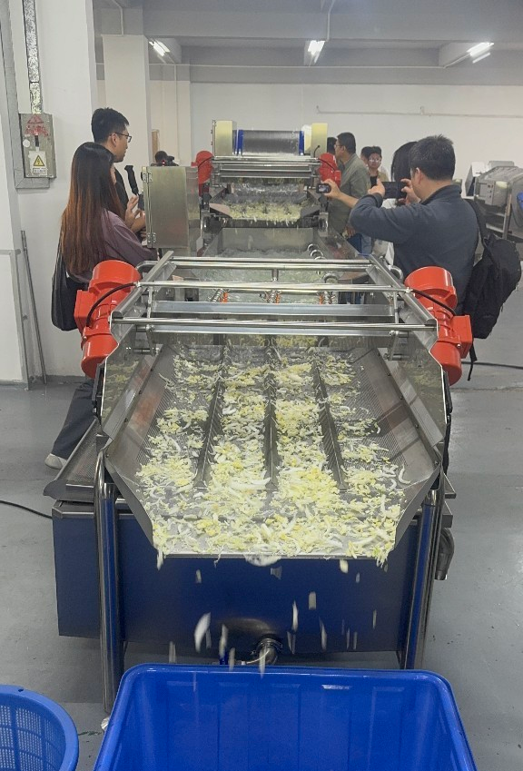 55fde1fbbde245e0a78843718504057d.jpg 55fde1fbbde245e0a78843718504057d.jpg