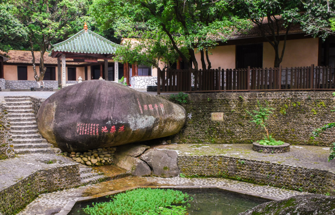 罗浮山洗药池_副本