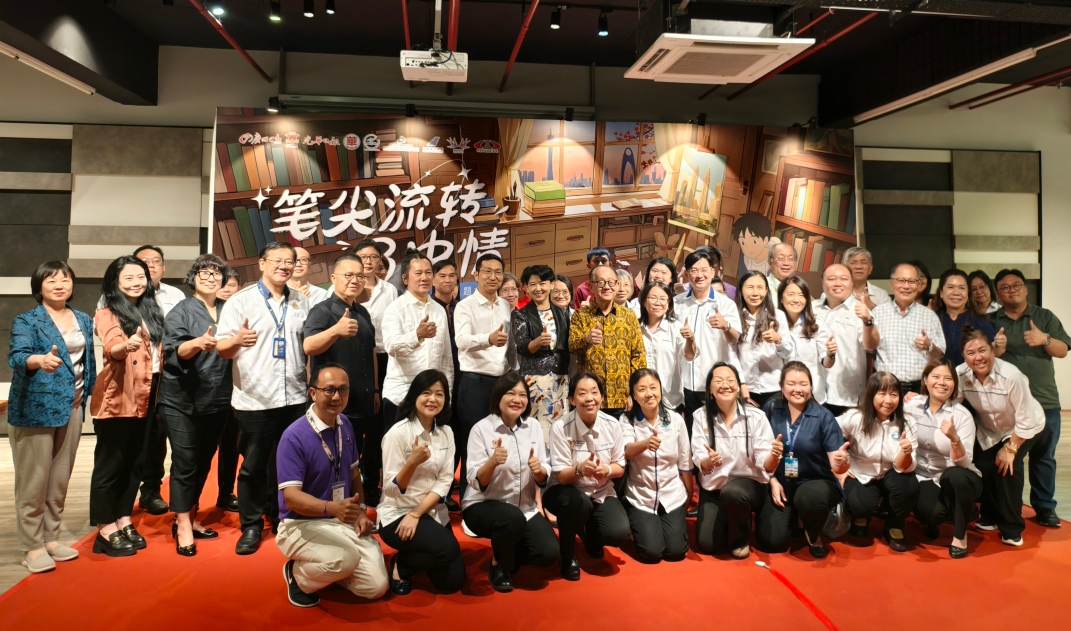 9310bc395f9444108b8ab7cdcfd8f621.jpg 9310bc395f9444108b8ab7cdcfd8f621.jpg