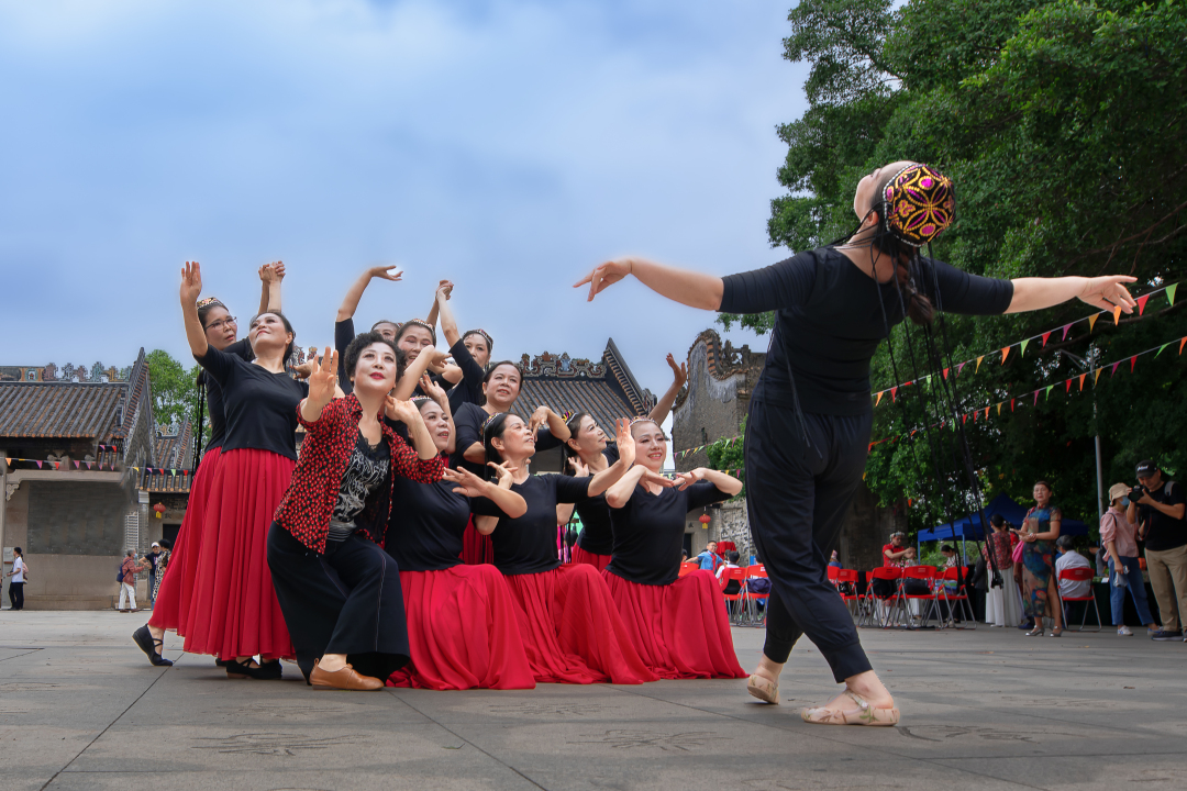 《风姿》姜新建++18027494446.jpg 《风姿》姜新建++18027494446.jpg